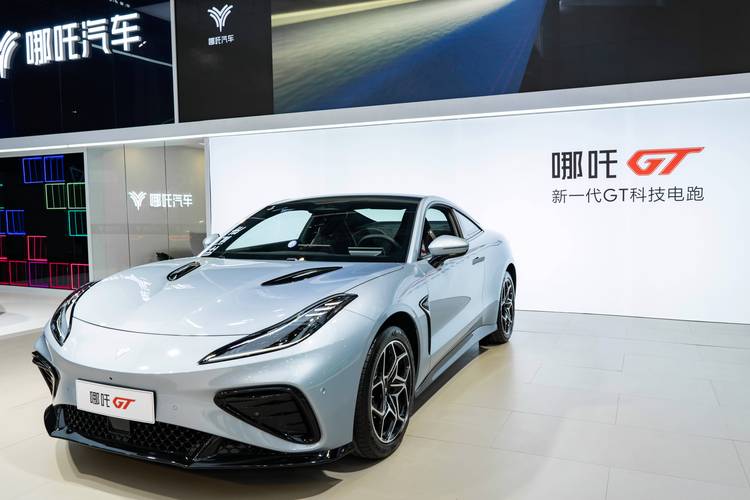 东莞石排镇驰凌威企业管理咨询哪吒汽车在智能汽车领域的表现，领途汽车在新能源汽车市场中的影响力